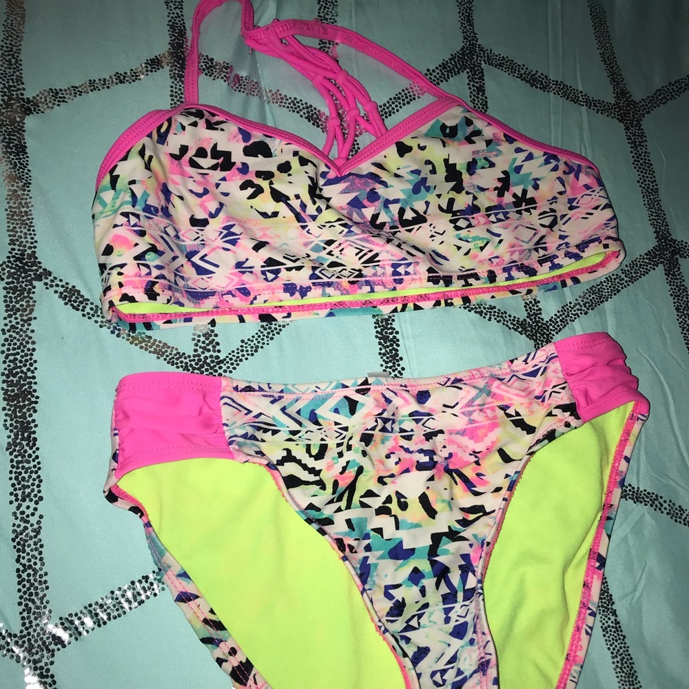 Bathing suit